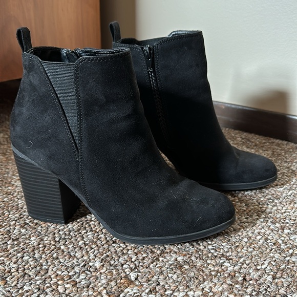 Express Booties - Picture 4 of 4